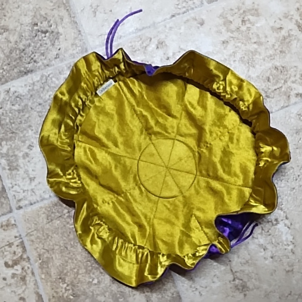 Polka Dots Brocade Drawstring Jewelry Pouch - Picture 3 of 4